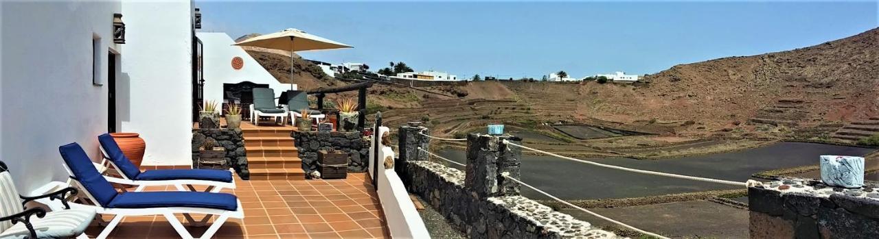 蒂纳霍Casa Caldera Guiguan别墅 外观 照片